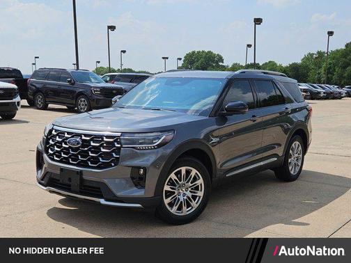 Carbonized Gray Metallic 2026 Ford Explorer Platinum