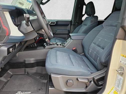 Desert Sand 2026 Ford Bronco Heritage Edition
