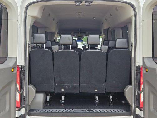 Oxford White 2023 Ford Transit-350 XL