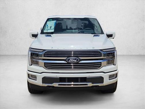 Star White Metallic Tri-Coat 2026 Ford F-150 Platinum