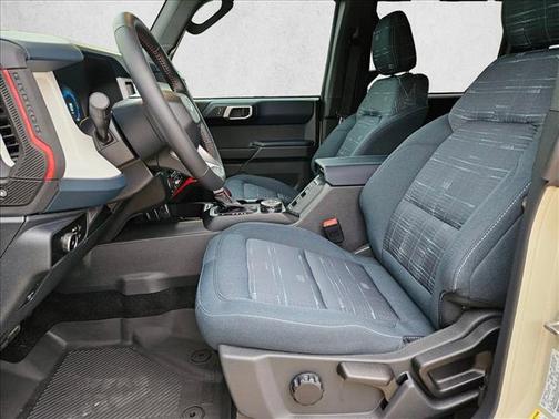 Desert Sand 2026 Ford Bronco Heritage Edition