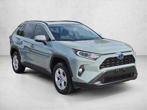 2021 Toyota RAV4 Hybrid XLE