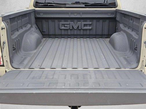 Desert Sand Metallic 2021 GMC Canyon Elevation