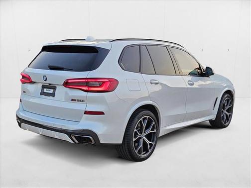 2020 BMW X5 M50i