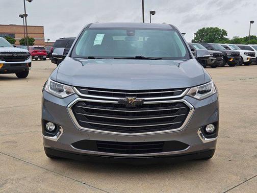 Satin Steel Metallic 2018 Chevrolet Traverse Premier