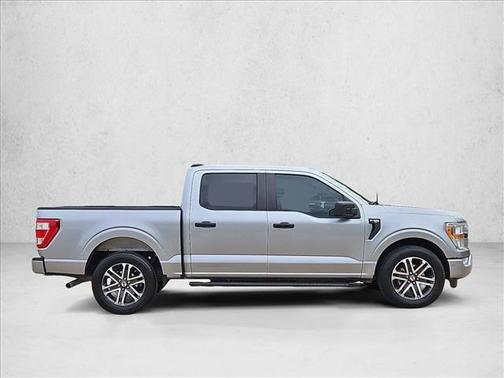 Iconic Silver Metallic 2022 Ford F-150 XL