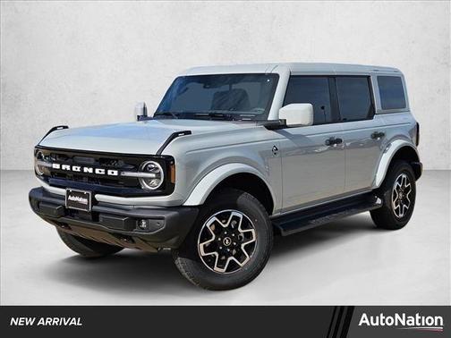 Avalanche Gray 2026 Ford Bronco Outer Banks