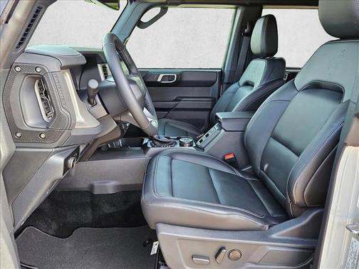 Avalanche Gray 2026 Ford Bronco Outer Banks