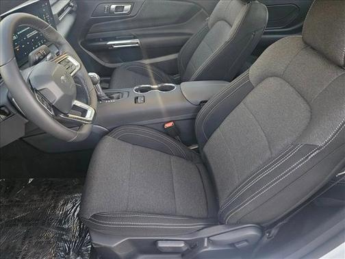 Oxford White 2026 Ford Mustang GT