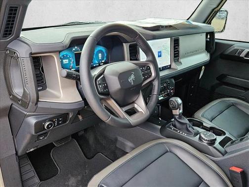 Desert Sand 2026 Ford Bronco Outer Banks