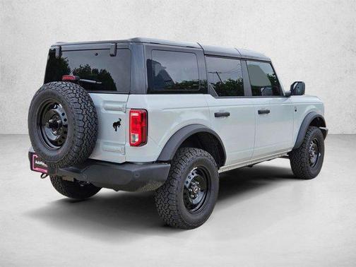 Avalanche Gray 2026 Ford Bronco Big Bend