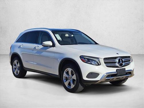 2017 Mercedes-Benz GLC 300 Base