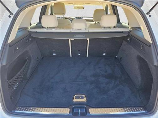 2017 Mercedes-Benz GLC 300 Base