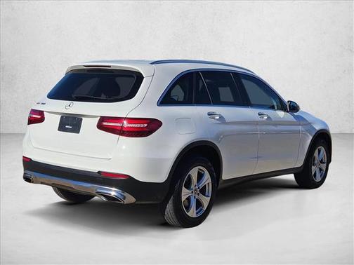 2017 Mercedes-Benz GLC 300 Base
