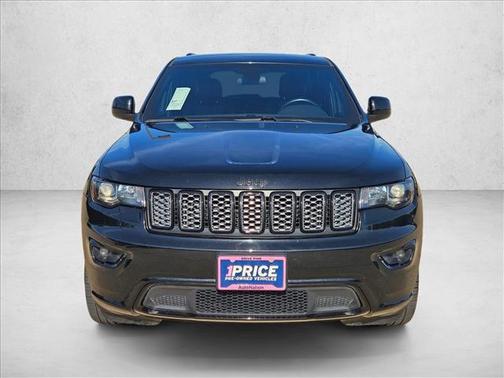 Diamond Black Crystal Pearlcoat 2021 Jeep Grand Cherokee Laredo