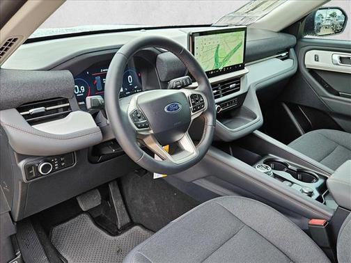 Space White Metallic 2026 Ford Explorer Active