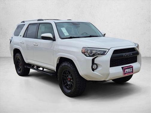 Super White 2019 Toyota 4Runner SR5
