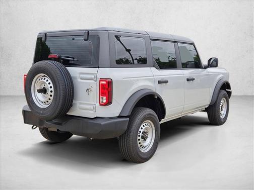 Avalanche Gray 2026 Ford Bronco Base
