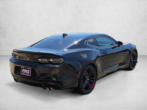 Black 2022 Chevrolet Camaro RWD Coupe LT1