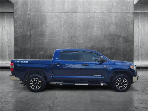 2014 Toyota Tundra SR5