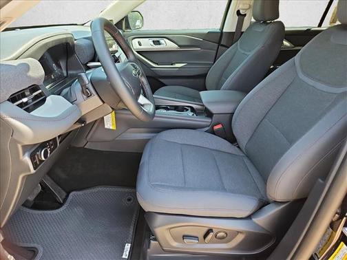 Agate Black Metallic 2026 Ford Explorer Active