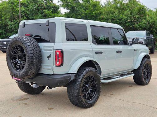 Cactus Gray 2024 Ford Bronco Badlands