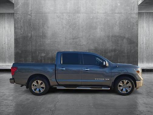 2019 Nissan Titan SV