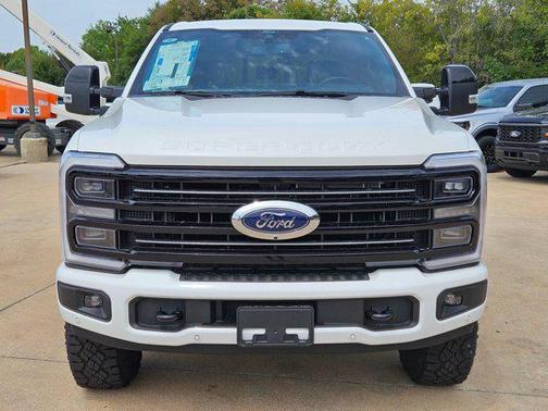 2026 Ford F-250 Platinum