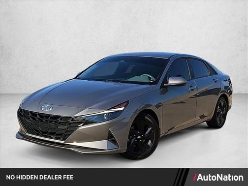 Fluid Metal 2023 Hyundai ELANTRA SEL