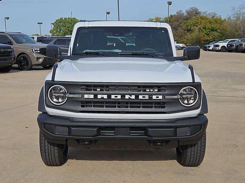 Oxford White 2026 Ford Bronco Big Bend