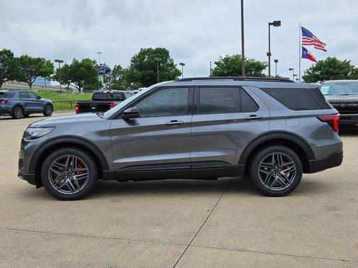 Carbonized Gray Metallic 2026 Ford Explorer ST