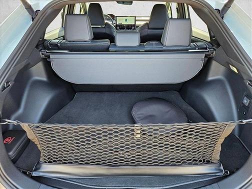 Wind Chill Pearl 2026 Toyota bZ XLE Plus