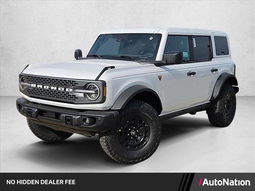 Oxford White 2026 Ford Bronco Badlands
