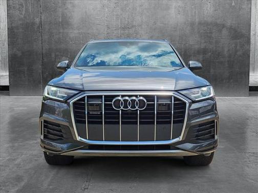 2021 Audi Q7 45 Premium Plus