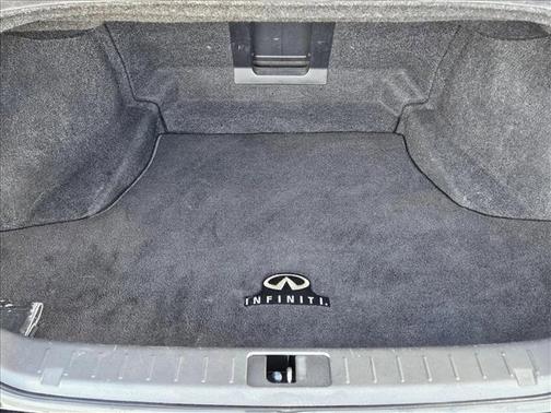 2013 INFINITI M56 Base