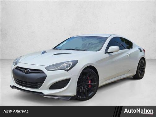 White Satin Pearl 2013 Hyundai Genesis Coupe 2.0T R-Spec