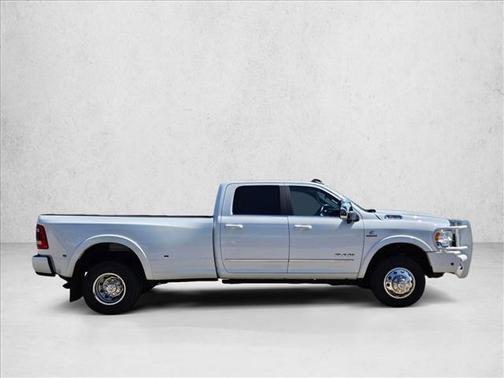 2023 RAM 3500 Limited Crew Cab 4x4 8' Box