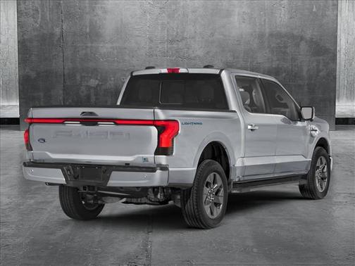 2025 Ford F-150 Lightning LARIAT