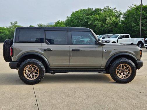 Marsh Gray 2025 Ford Bronco Outer Banks