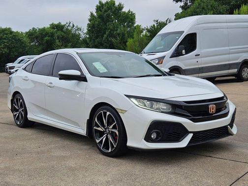White Orchid Pearl 2018 Honda Civic Manual