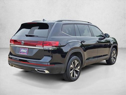 Deep Black Pearl 2024 Volkswagen Atlas 2.0T SE