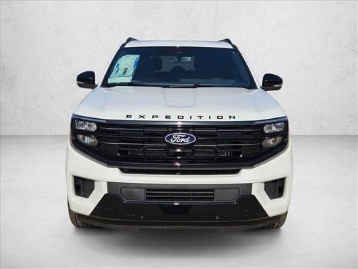 Star White Metallic Tri-Coat 2027 Ford Expedition Platinum
