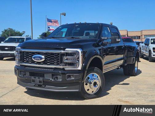 2025 Ford F-450 Platinum