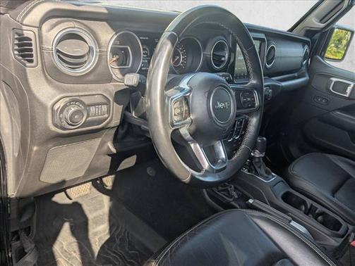 Black Clearcoat 2018 Jeep Wrangler Unlimited Sahara