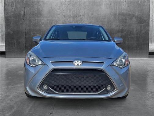 2019 Toyota Yaris Sedan LE