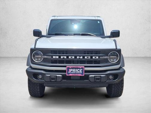 Oxford White 2024 Ford Bronco Black Diamond