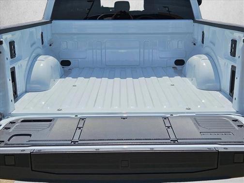 Oxford White 2025 Ford F-150 Lightning Flash