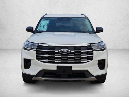 Star White Metallic Tri-Coat 2026 Ford Explorer Active w/200A Pkg