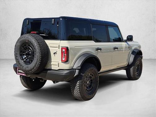 Desert Sand 2026 Ford Bronco Badlands