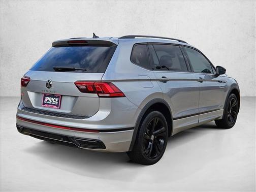 Pyrite Silver Meta 2024 Volkswagen Tiguan 2.0T SE R-Line Black